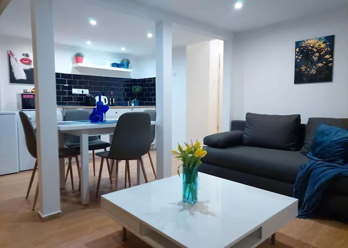 Apartmento com 2 dormitórios
